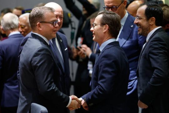 Ζητείται κοινό έδαφος απέναντι στον Τραμπ